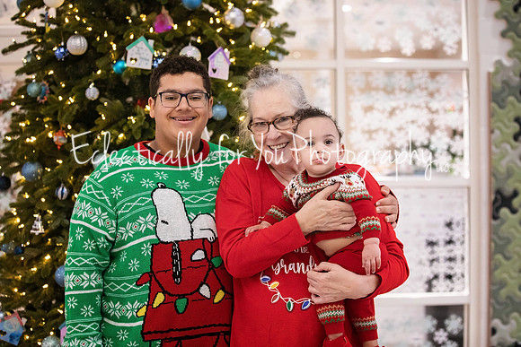 2024-12-16 RMH Holiday Families (14)