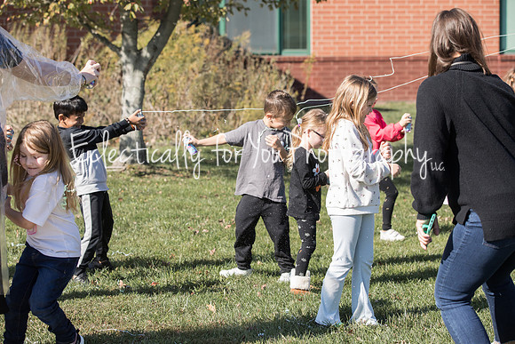 2024-10-17 Mulberry Kinder Silly String (9)
